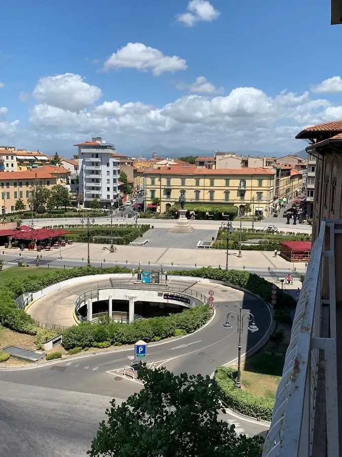 Pearl Pisa Guest House Italy