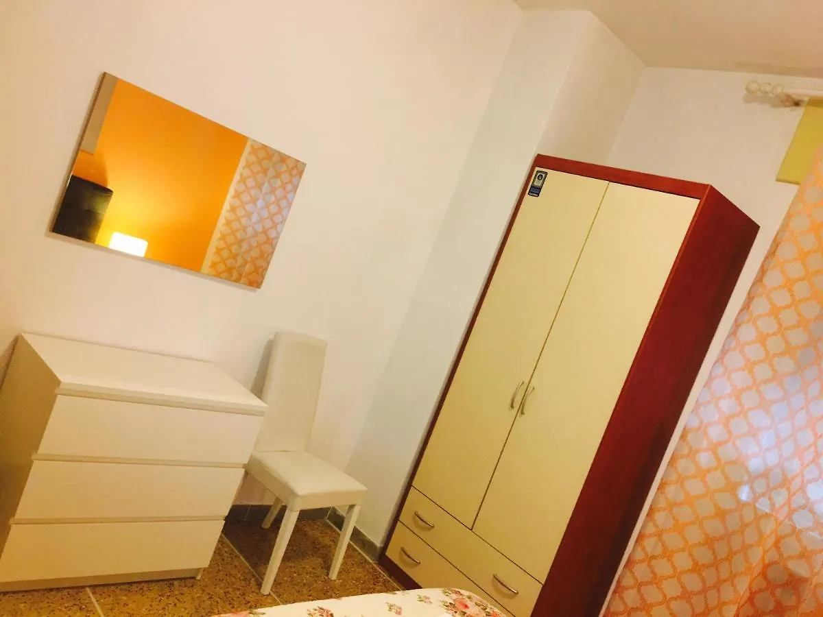 Pearl Pisa Guest House 0*,  Italien