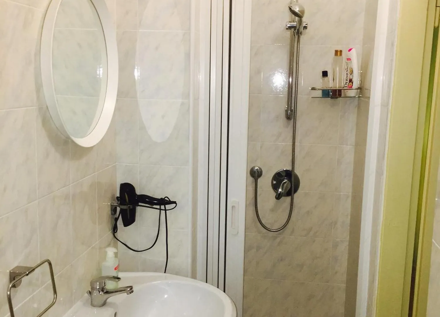 Pearl Pisa Guest House Italien