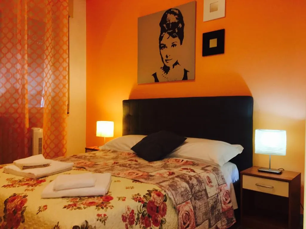 Pearl Pisa Guest House איטליה